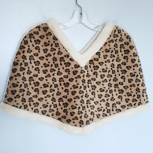 Widgeon Faux Fur Leopard Cheetah Poncho Girls L - Picture 4 of 8